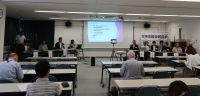 議会報告会の様子の写真