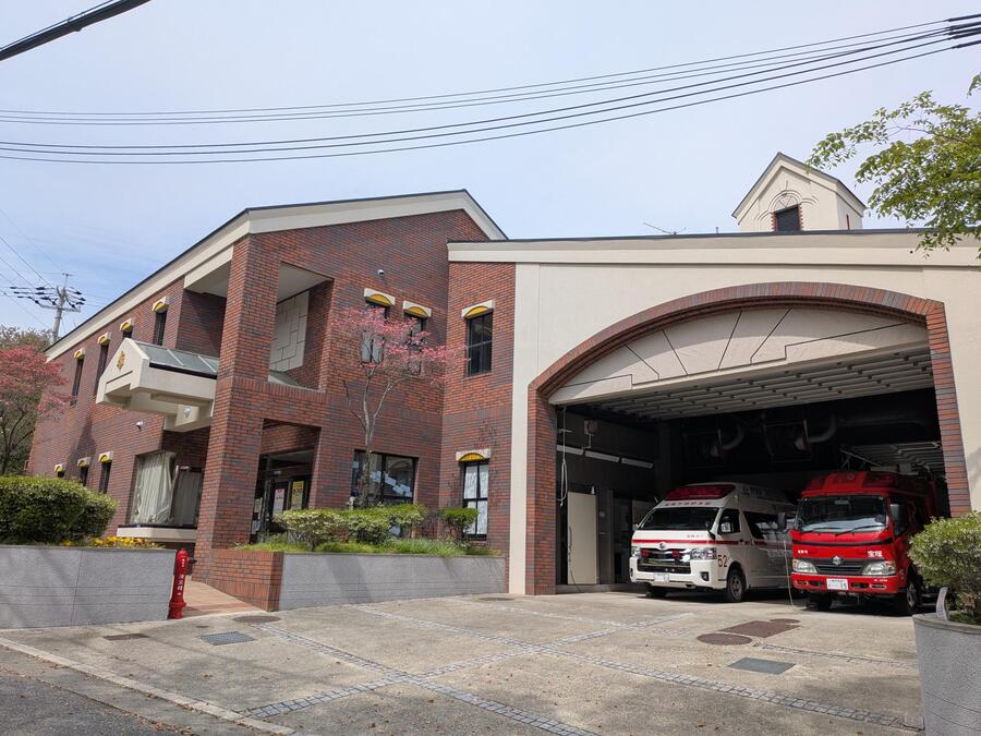 消防雲雀丘出張所庁舎及び車両配置状況