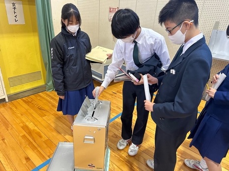 生徒会選挙の様子(2)