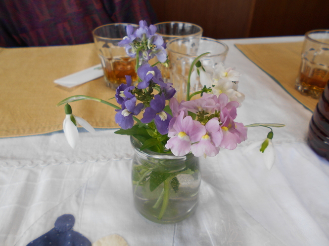 お庭カフェ(小花)
