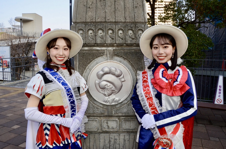 写真：第13期サファイア