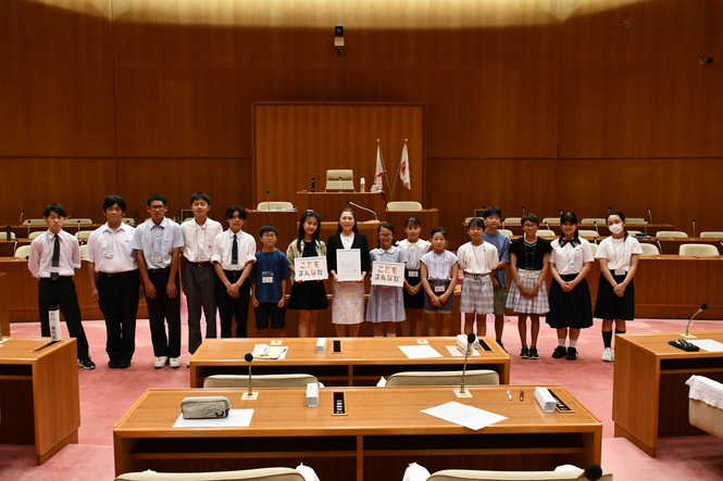 子ども議会での写真