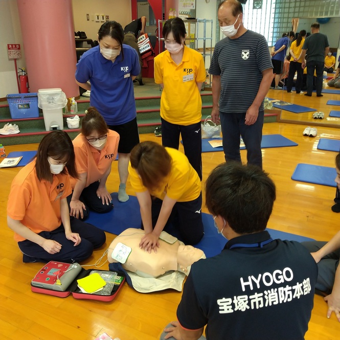 スポーツクラブのインストラクター対象の実施状況