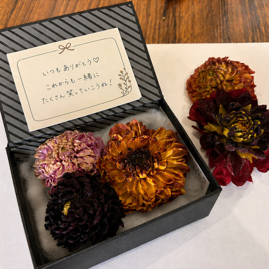 押し花アートのイメージ