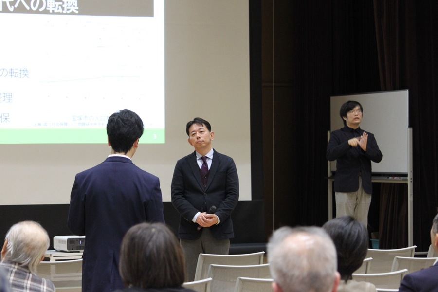 写真　11月19日対話の様子