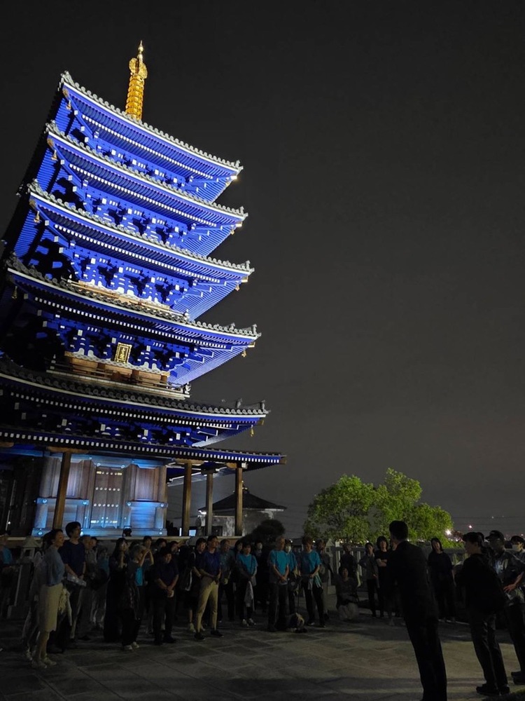  令和7年9月23日　ブルーライトアップ