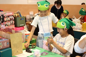 かえっこバザールの子どもスタッフの写真