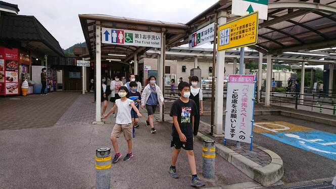 福山サービスエリアでトイレ休憩