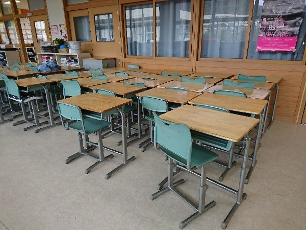 大掃除の教室