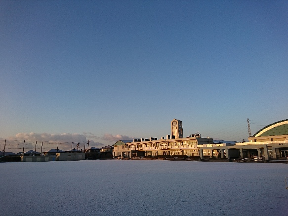 雪の朝