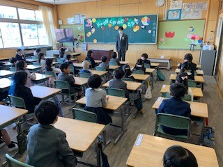 1年2組教室