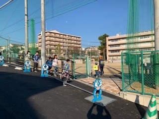 【南門からの登校（11/1）】2