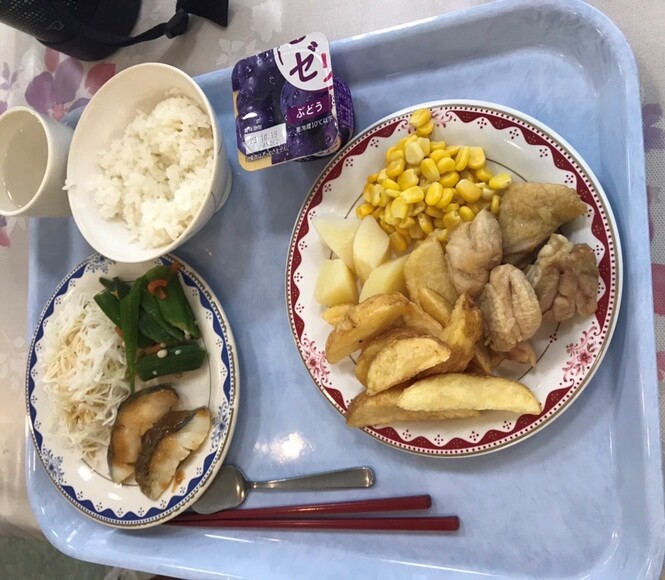夕食