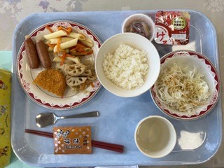 朝食