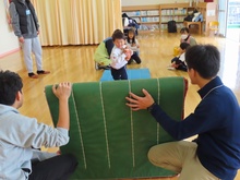 きらきらの会に参加している子どもたちの写真