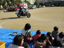 訓練に参加している子どもたちの写真