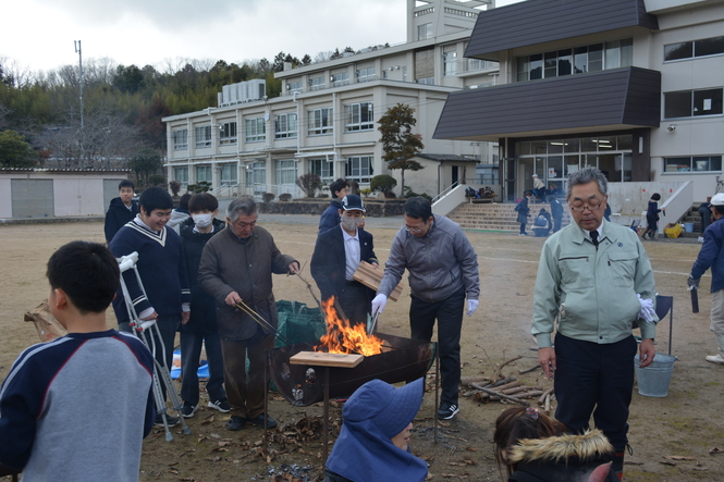 焼きもの様子