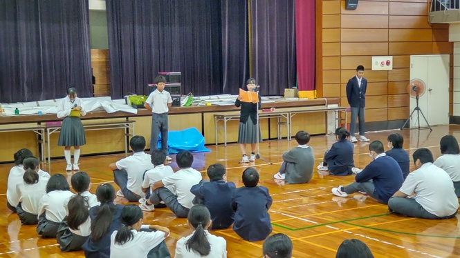 朝礼の様子