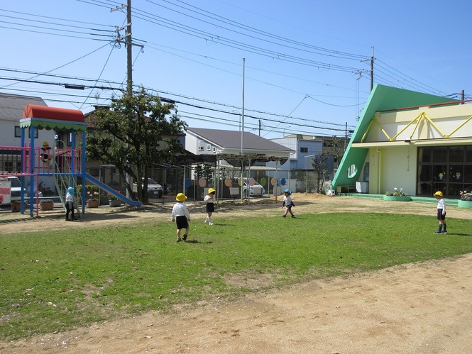 その後、園庭で遊びました。