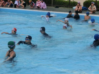 水泳　末広小学校