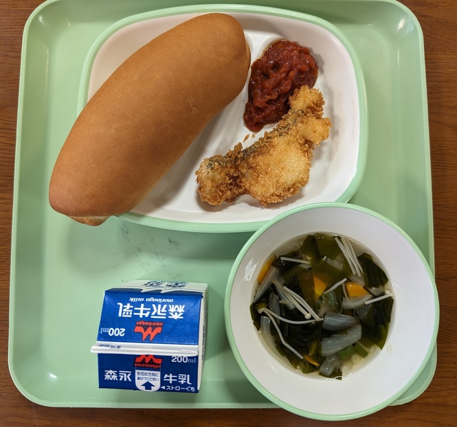 給食