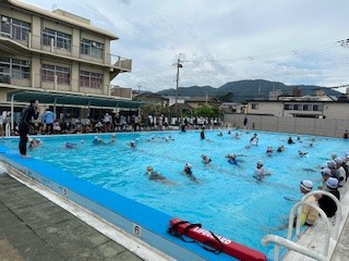 水泳