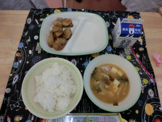 給食