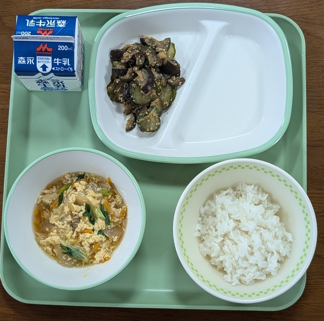 給食