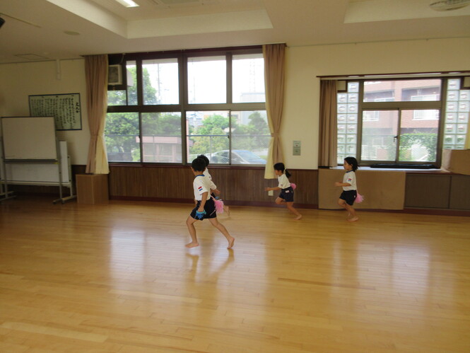 子ども