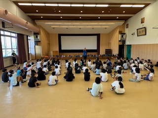 5年生　自然学校　2日目　コミュニケーション実習