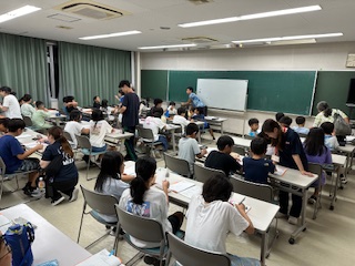 5年生　自然学校　2日目　はがき書き