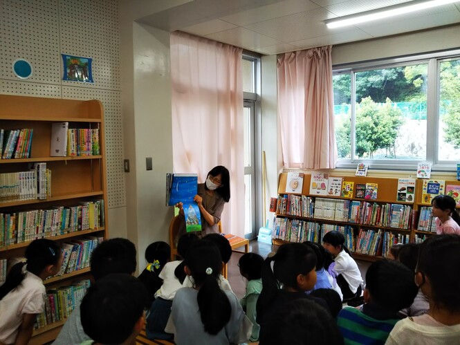 読み聞かせ