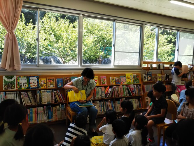 学校図書館
