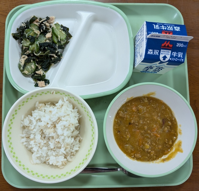 給食