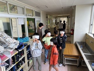 4年