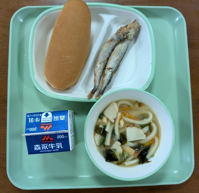 給食
