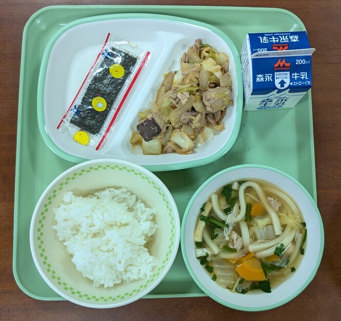 給食
