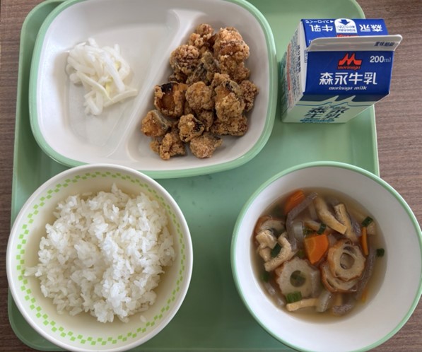 給食