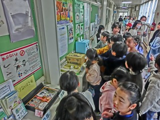 ぬりえコンテスト