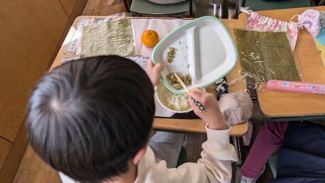 給食