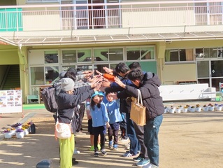 きらきらの会に参加している子どもたちの写真
