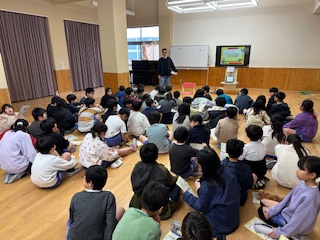 4年