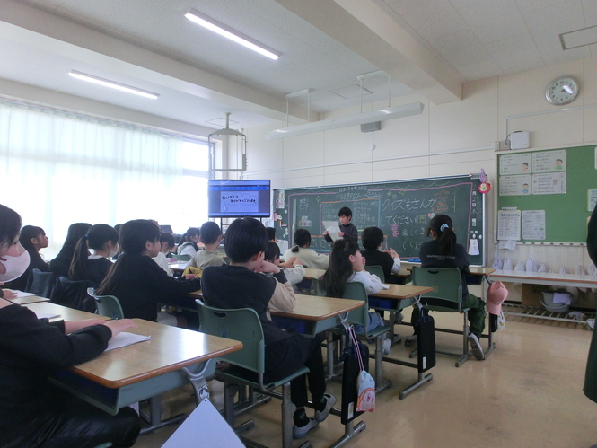 3年