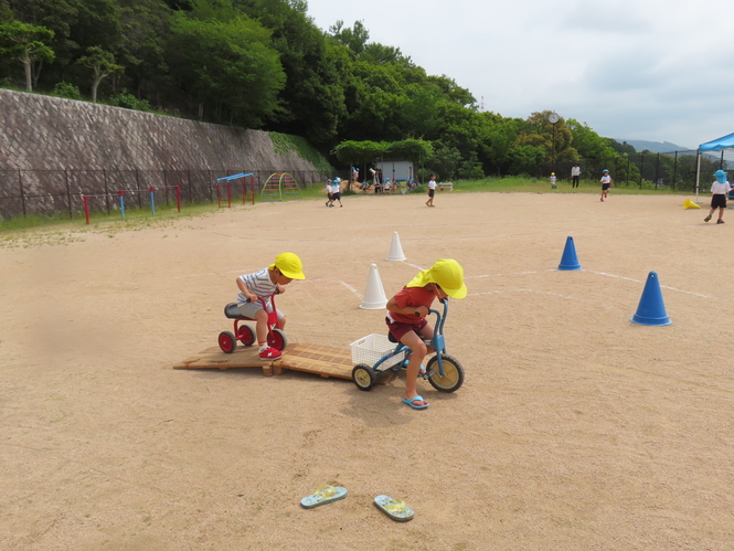 三輪車