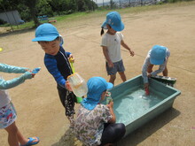 水遊び