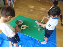もも組すみれ組