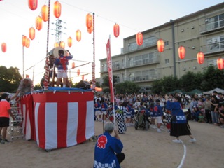 盆踊り