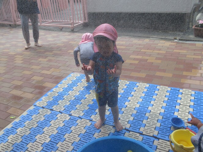 水遊び