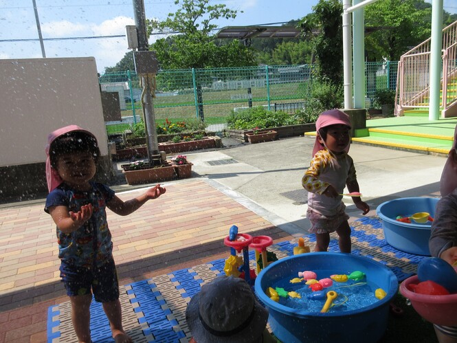 水遊び