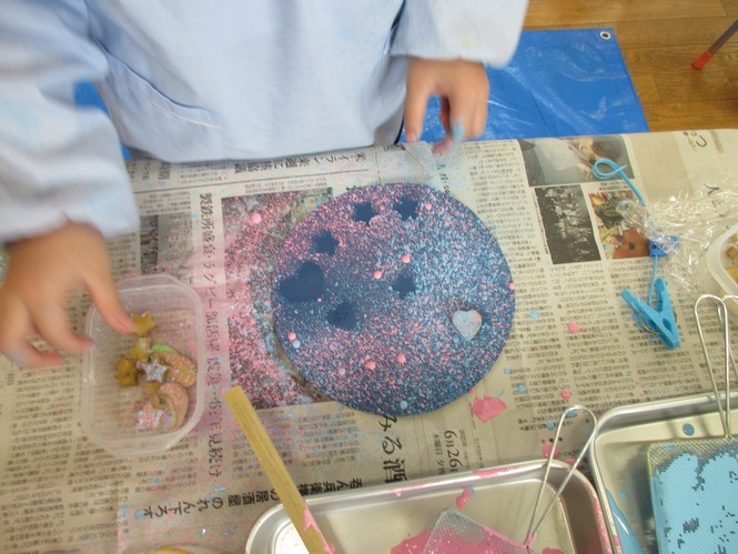スパッタリングで描いた花火の写真